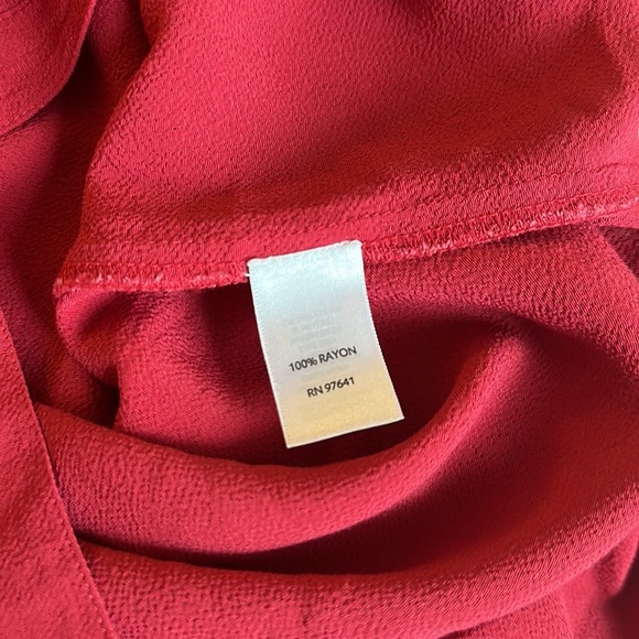 J Jill red long sleeve rayon button down large with pockets - Picture 5 of 5